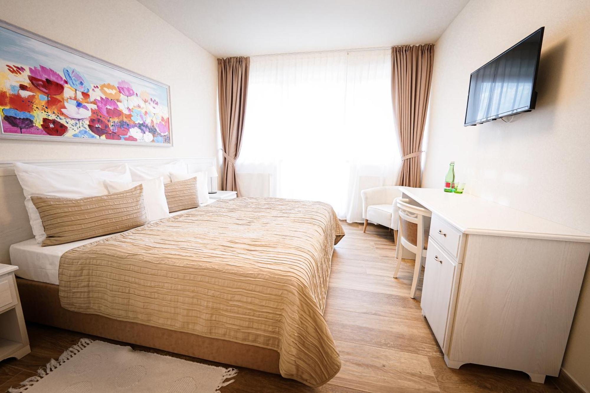 Hotel Slunecna Louka Липно-над-Влтавой Экстерьер фото